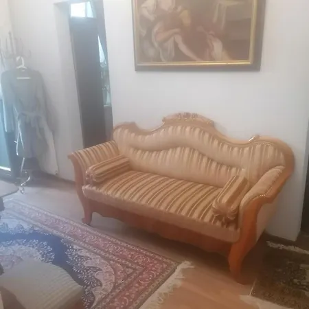 Luxury Near Castle-3
