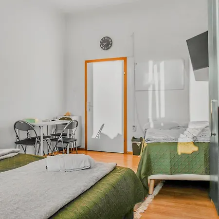 Charming Private Rooms In The Heart Of The City-2